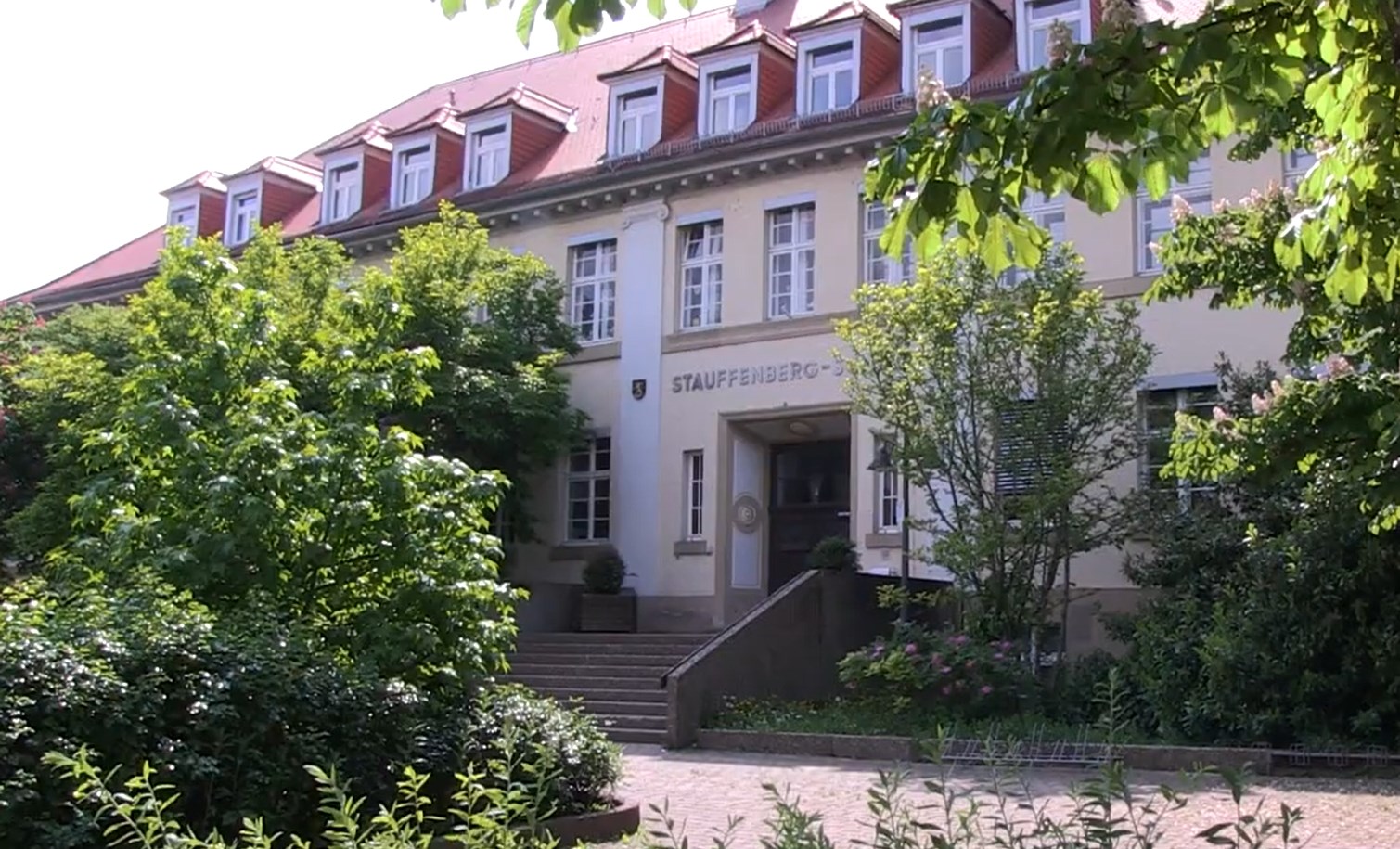 Pfaffengrund Staufenberg-Schule